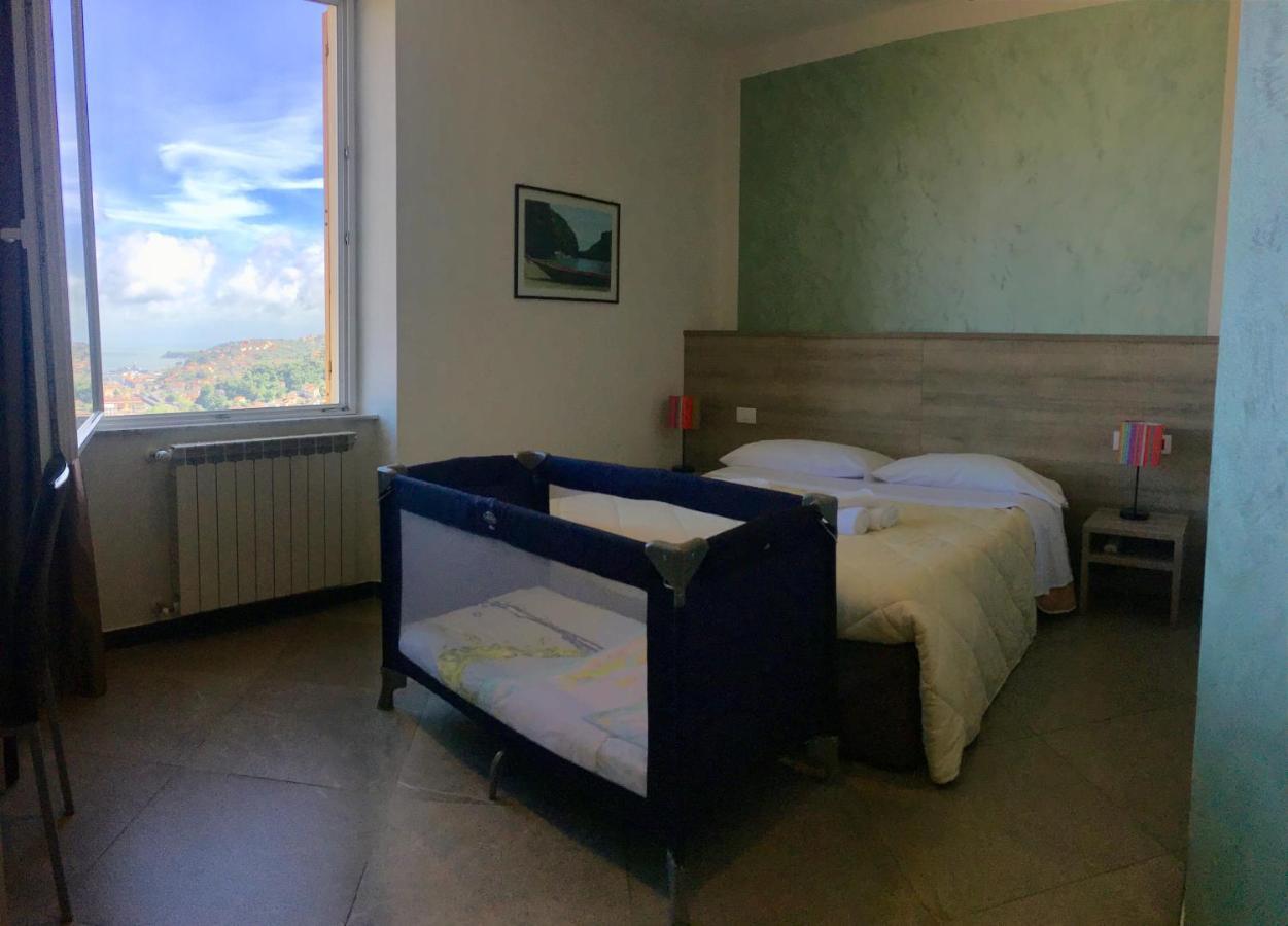 88 Miglia Bed & Breakfast La Spezia Exterior photo